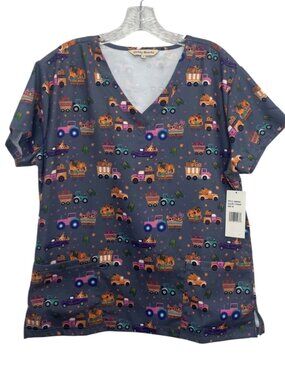 Gabby Brooke VNeck Scrub Top Medium Gray New Trucks Fall Print